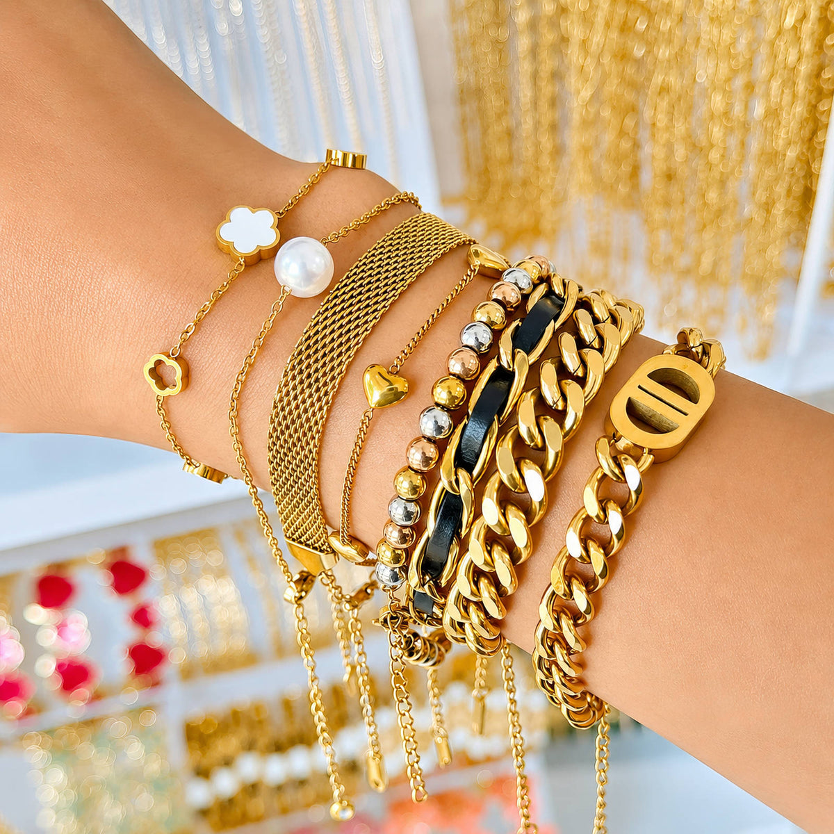 Hearts PVD Gold-Plated Steel Bracelet - Intensity
