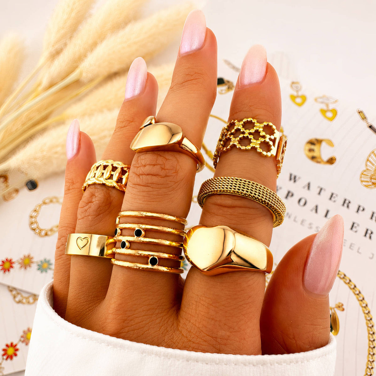 Engraving-ready Heart PVD Gold-Plated Steel Ring - Intensity
