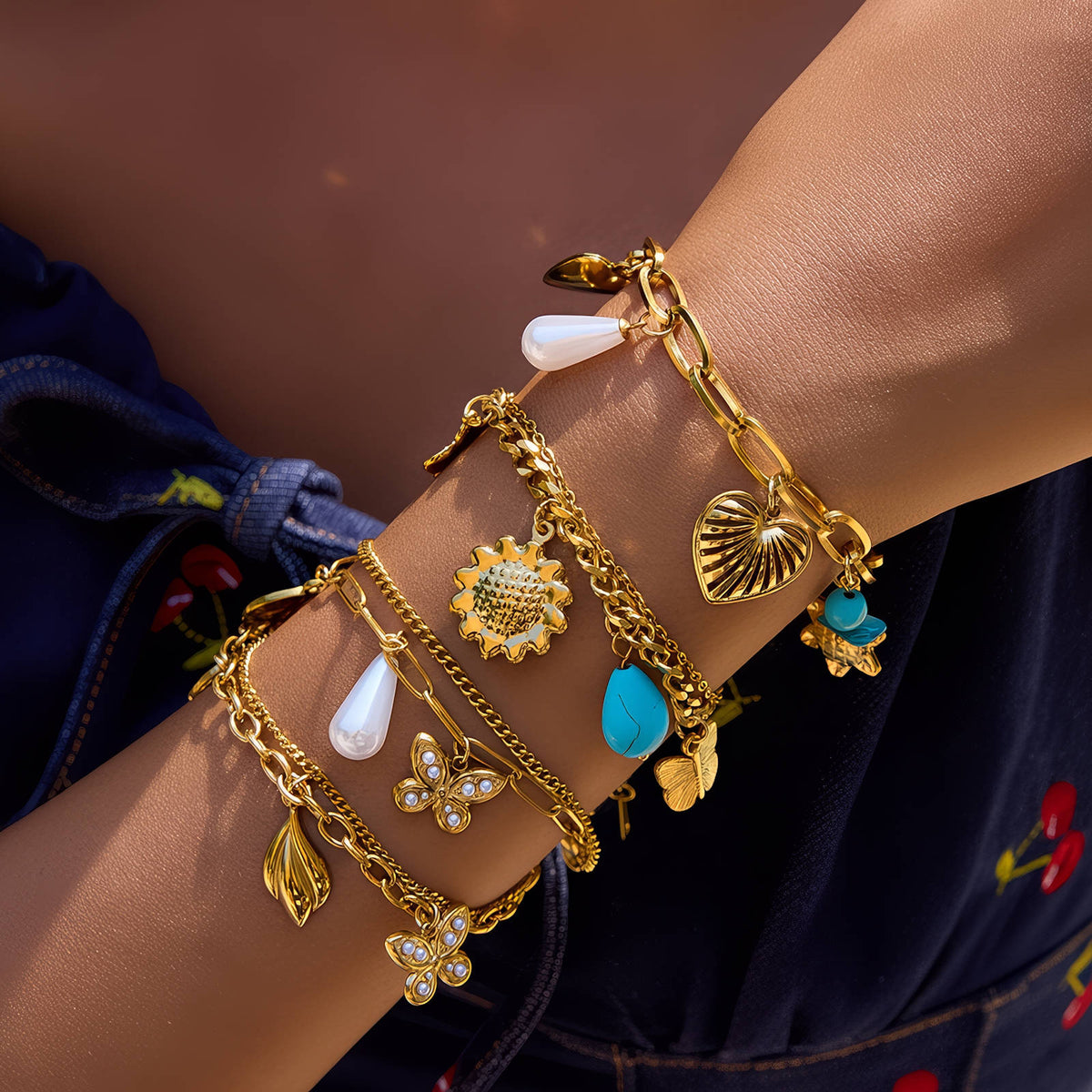Hearts PVD Gold-Plated Steel Bracelet - Bubble Pop