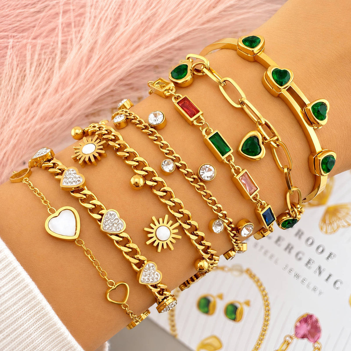Hearts PVD Gold-Plated Steel Bracelet - Intensity